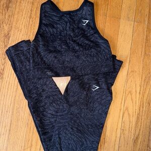 Gymshark Adapt Animal Wild Black Grey Gym Set Bra and Leggings Small